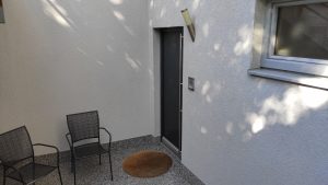 Eingang zur Physiotherapie Perchtoldsdorf